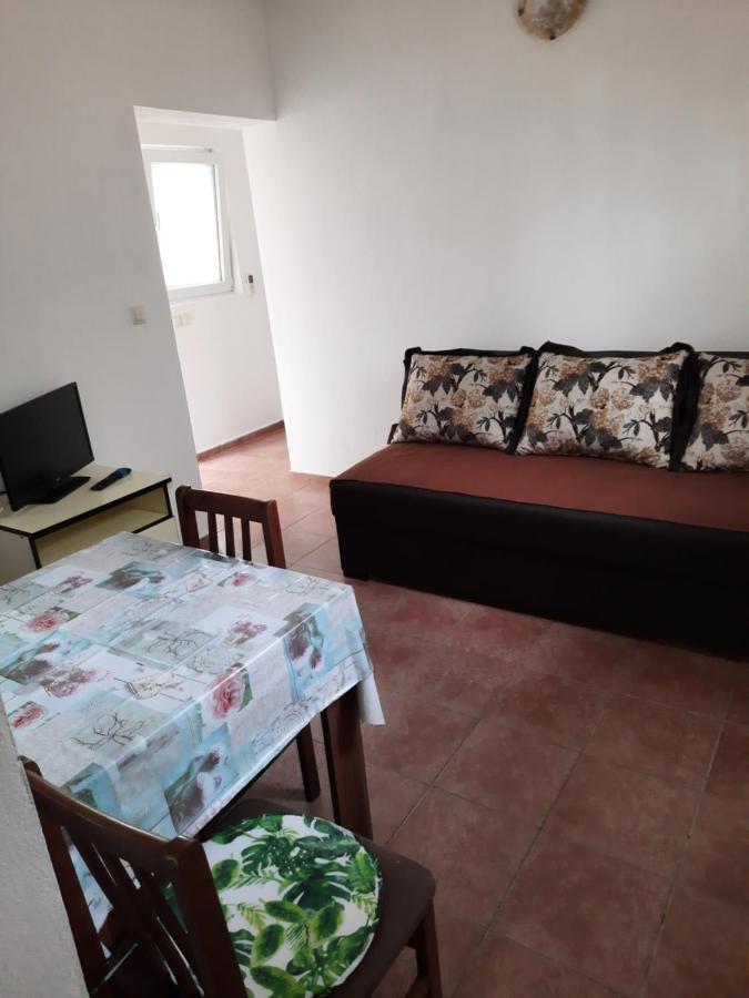 Apartmani Na Moru Bar Exteriör bild