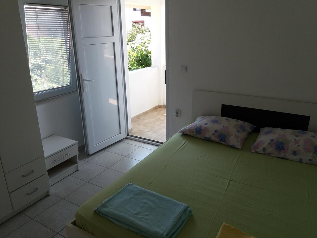 Apartmani Na Moru Bar Exteriör bild